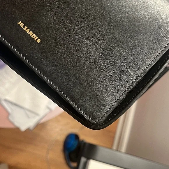 Jil Sander All Day Flap Bag Black Calfskin gold hardware. Rare. - Picture 10 of 14
